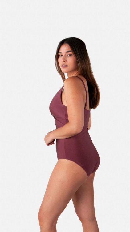 Barts Isla Shaping One Piece plum 38 (5453) - Bluesand New&Outlet 